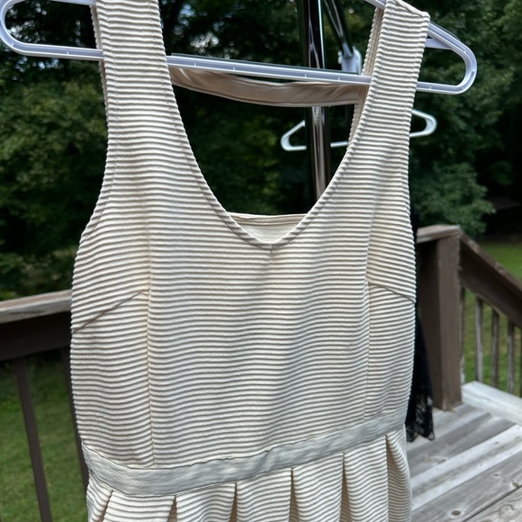 American Eagle - Picture 2 of 7